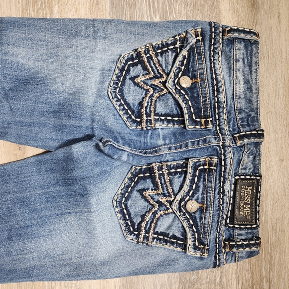 Miss Me Irene Bootcut Jeans - Picture 5 of 9